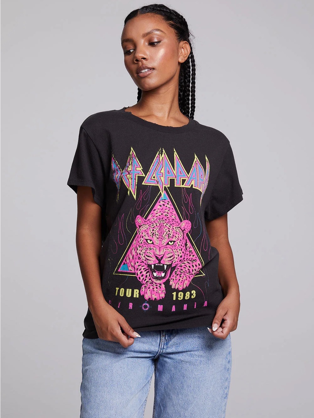 Chaser Def Leopard distressed hem pyromania short sleeve t-shirt